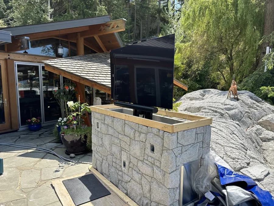 outdoor image 3